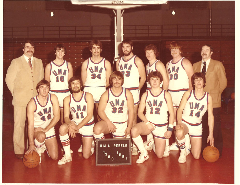1980-81 Men's basketball team.