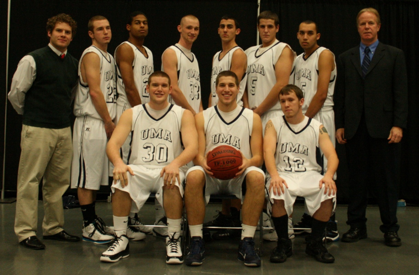 2010-11 Men's Basketball Team.